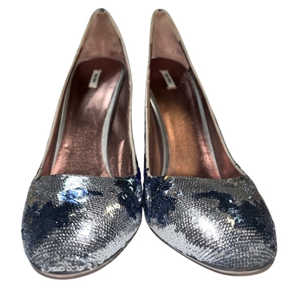 MIU MIU Sequin Embellishments Round ToePumpsHeels Size41 U.S. Size11 - Picture 6 of 15